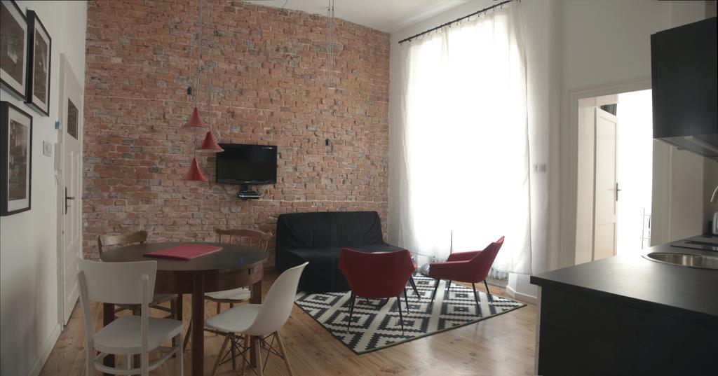 Apartment Rzeznicza วรอตซวาฟ ภายนอก รูปภาพ