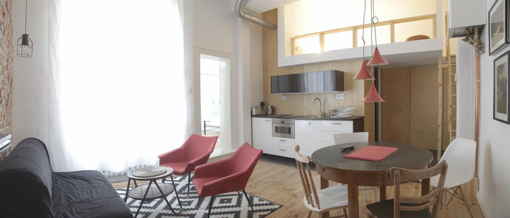 Apartment Rzeznicza วรอตซวาฟ ภายนอก รูปภาพ